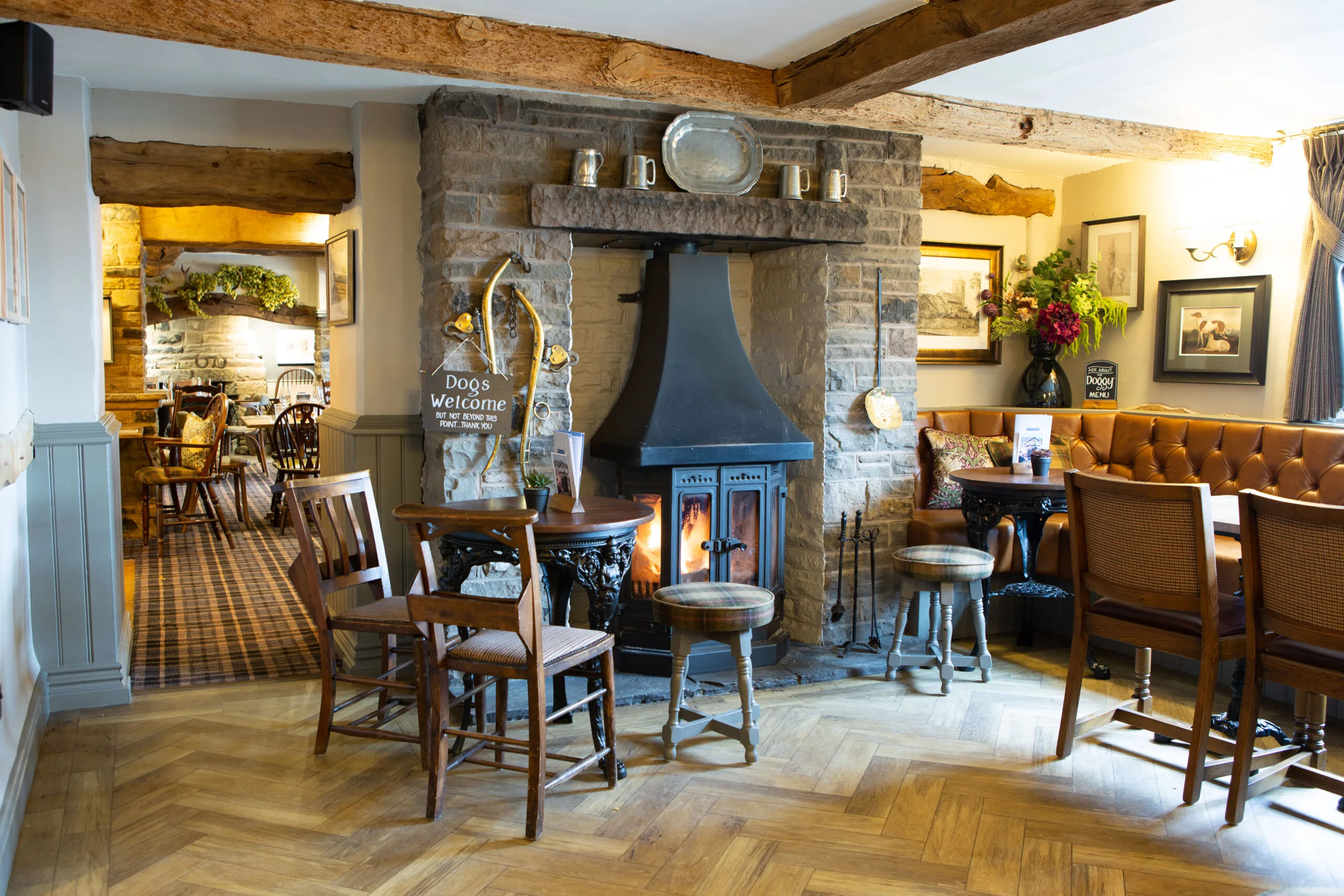 ICONIC CHESHIRE PUB RE-OPENS FOLLOWING INVESTMENT BY ROBINSONS