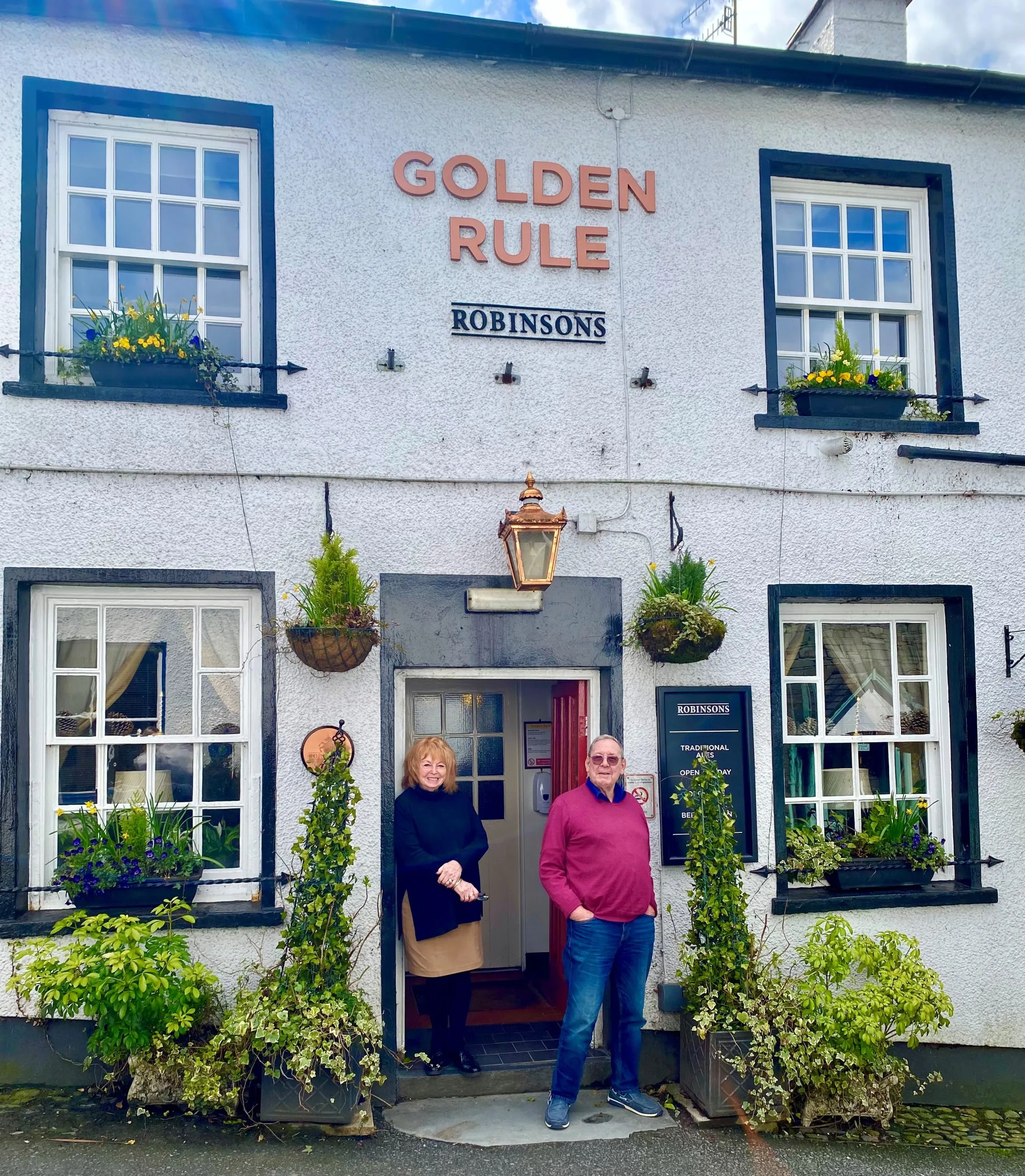 LONGSTANDING LANDLORDS CELEBRATE 300 YEAR MILESTONE IN AMBLESIDE