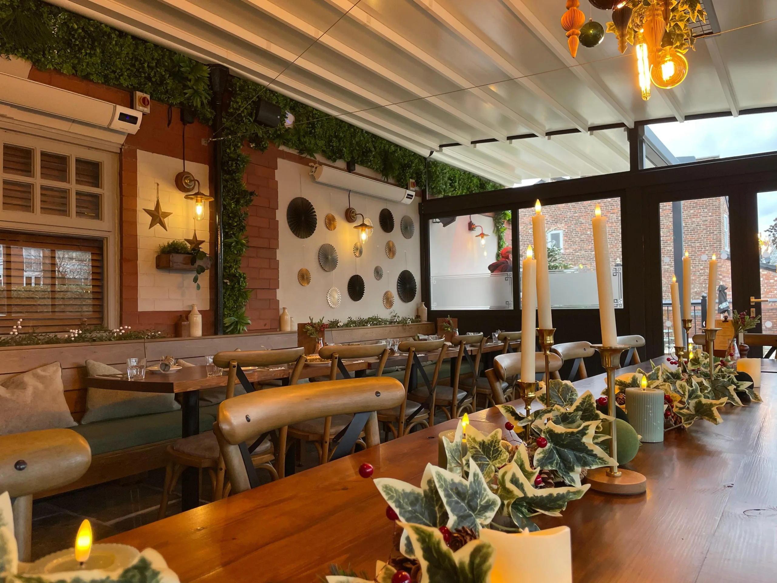 A New Covered Terrace for Every Season – The Red Lion, Cheadle