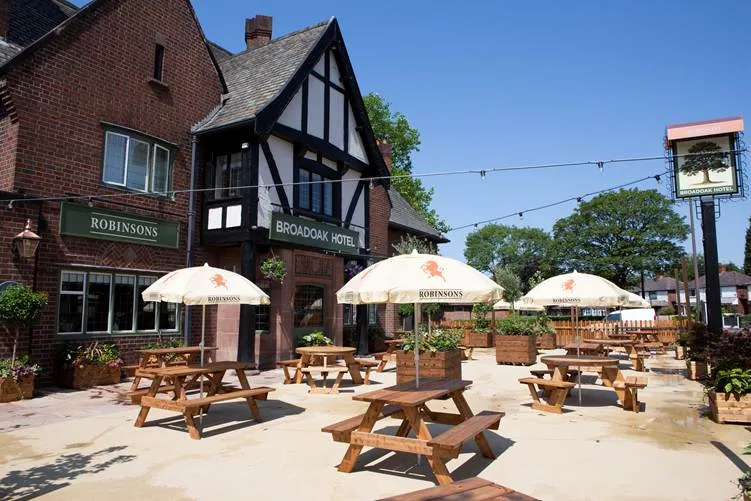 broadoak hotel