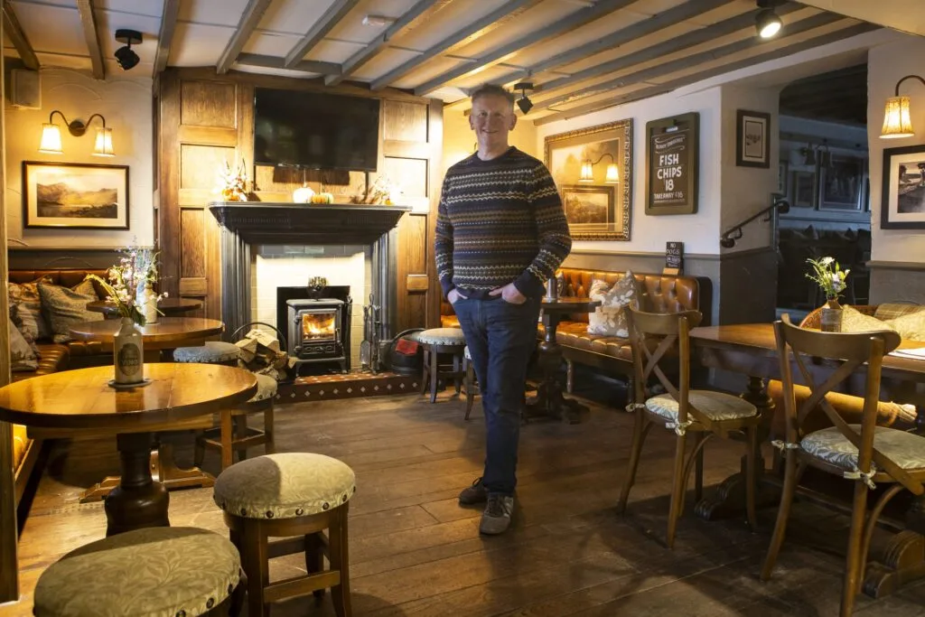 tony griffiths the crown, lixwm