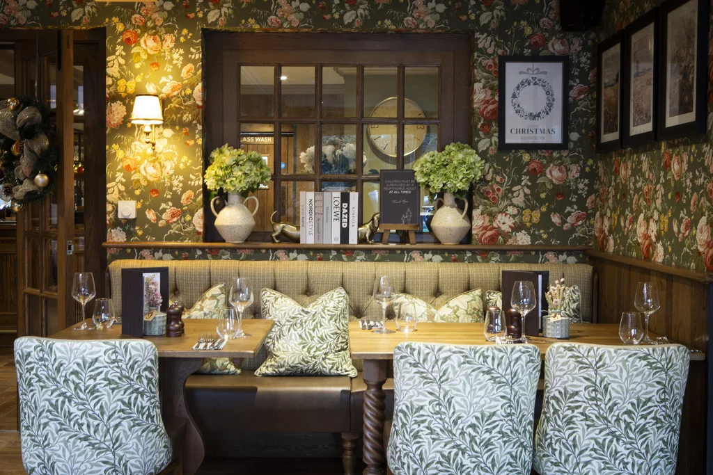 Wilbraham Arms interior