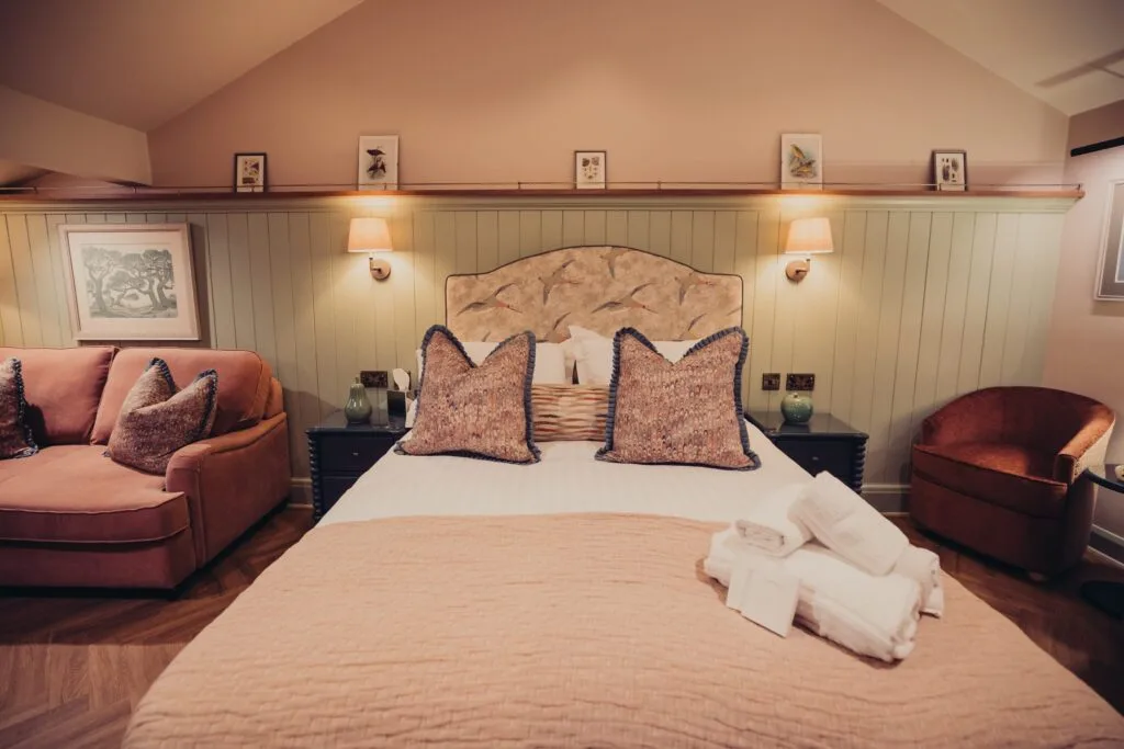 Fountaine Inn bedroom