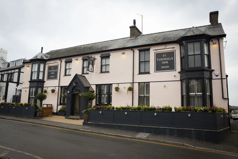 st tudwals inn