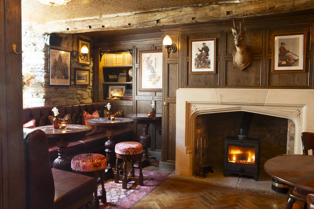 the unicorn inn ambleside fireplace