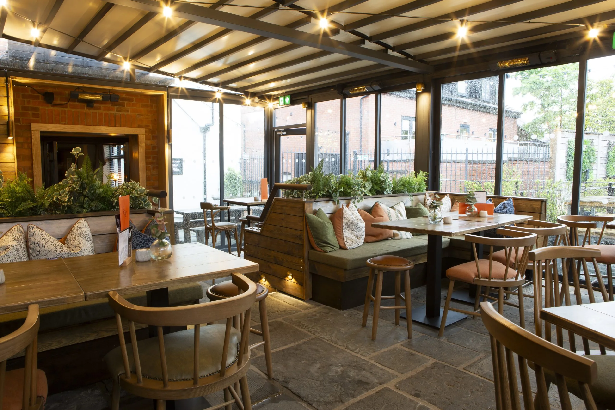 Bulls Head, Marple receives terrace investment
